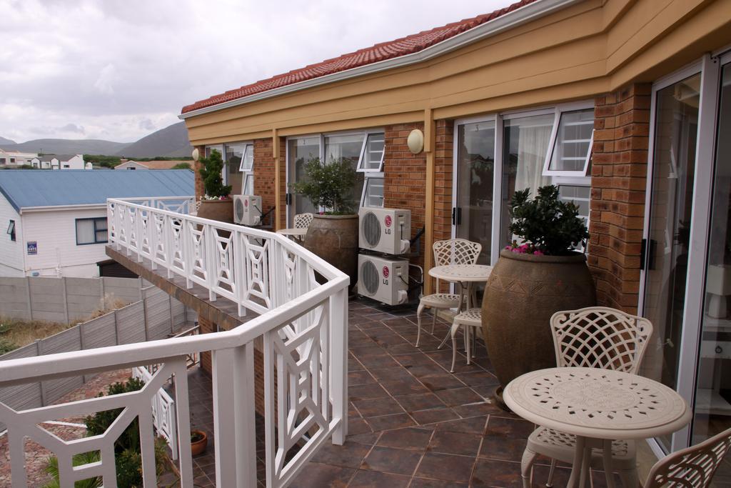 Blougans B&B Gansbaai Exterior foto